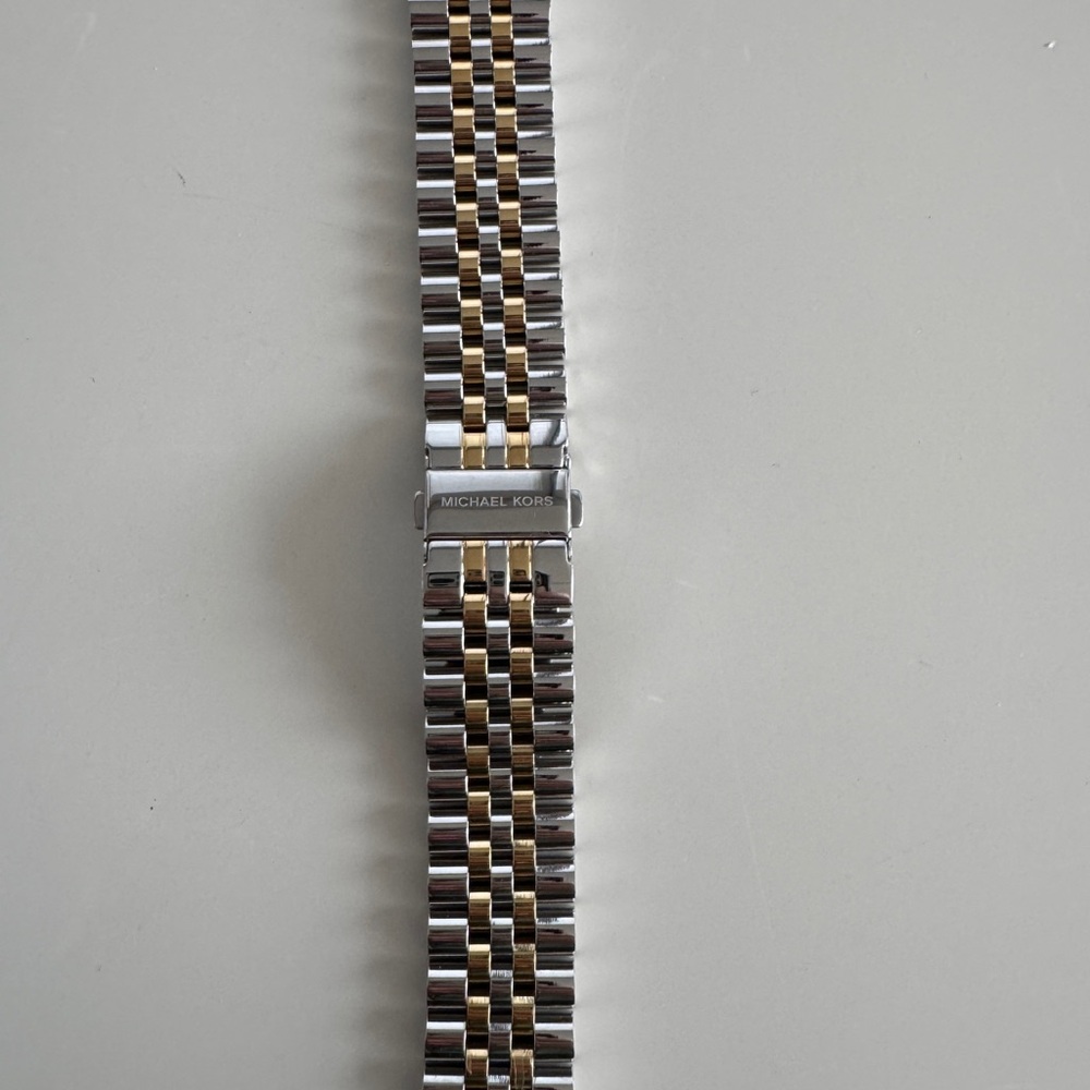 Michael Kors Silver Gold Apple Watch Band - Picture 6 of 6